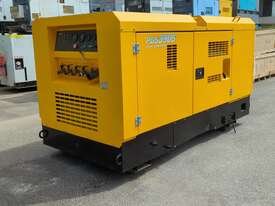 390 CFM Airman Skid Mounted Late Model Screw Compressor Low Hours for it age ,  - picture0' - Click to enlarge