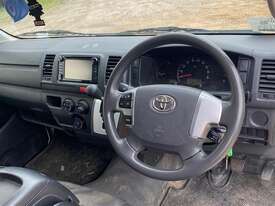 Toyota Hiace KDH - picture0' - Click to enlarge