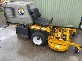 Walker Catcher Mower MS18 with 42