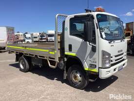 2019 Isuzu NPS 75-155 - picture0' - Click to enlarge