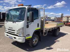 2019 Isuzu NPS 75-155 - picture0' - Click to enlarge