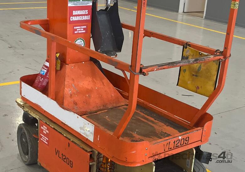 2014 Used JLG 1230ES 2014 Vertical Mast Lift image 3