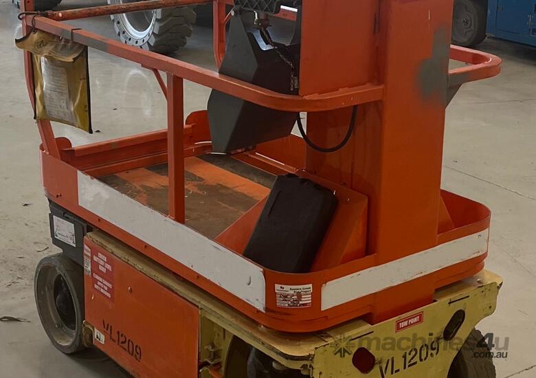 2014 Used JLG 1230ES 2014 Vertical Mast Lift image 2