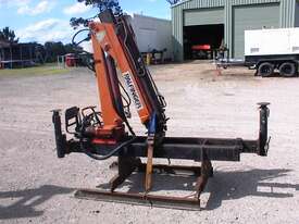 Palfinger crane truck mount - picture0' - Click to enlarge