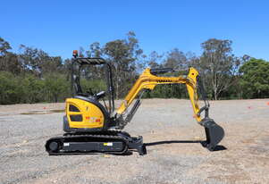 YC27SR Yuchai 2.6ton Mini Excavator with Buckets + Ripper!
