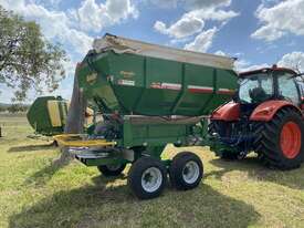 2019 Donder 6,000 Ltr Trailing spreader - picture1' - Click to enlarge