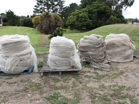 Vegetable Ground Cover Netting - picture0' - Click to enlarge