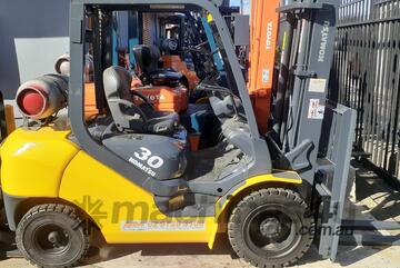 ACTIVE FORKLIFTS - 2005 Komatsu forklift for sale- 3 Ton capacity 4.5m mast solid tyre side shift ACTIVE FORKLIFTS - 2005 Komatsu forklift for sale- 3 Ton capacity 4.5m mast solid tyre side shift