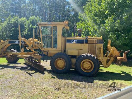 GRADER FOR SALE - CATERPILLAR - 2004