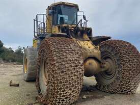 Komatsu WA700-3A - picture0' - Click to enlarge