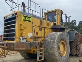 Komatsu WA700-3A - picture1' - Click to enlarge