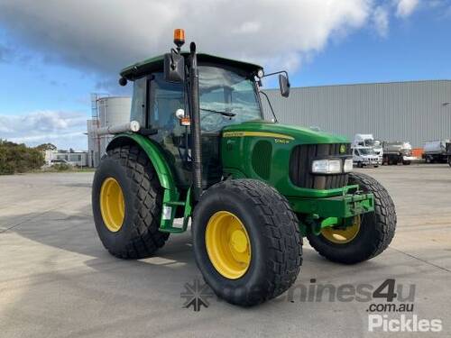 2011 John Deere 5080 R Tractor