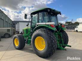 2011 John Deere 5080 R Tractor - picture2' - Click to enlarge