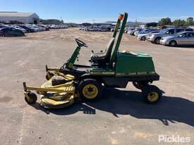 John Deere F1145 Outfront Mower - picture2' - Click to enlarge