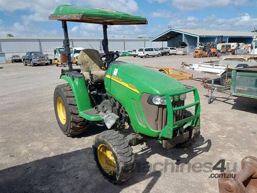 John Deere 3520 Tractor