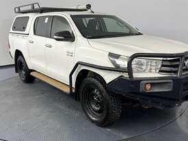 Toyota Hilux - picture0' - Click to enlarge