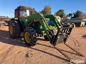 John Deere 3350 4 x 4 Front End Loader - picture0' - Click to enlarge