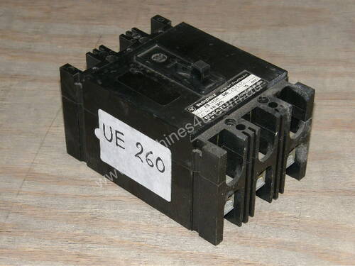 caption Westinghouse FB3015 Circuit Breakers.