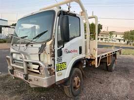 Isuzu NPS 300 Rigid Truck - picture2' - Click to enlarge