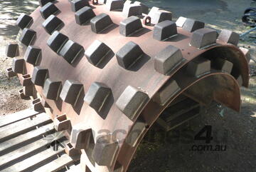 Padfoot Drum Roller Compactor Over Smooth Shell Kit 2130 x 1600mm for Ingersoll Rand