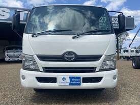 2014 Hino 917 300 Series White Tipper Truck 4.0L 4x2 - picture0' - Click to enlarge