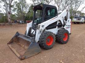 Bobcat skid loader - picture0' - Click to enlarge