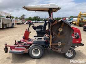 Toro 4000-D Folding Wing Mower - picture1' - Click to enlarge