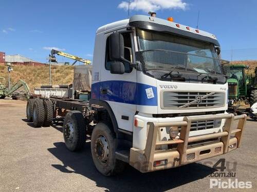 2004 Volvo FM12 Cab Chassis