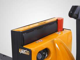 Hyundai Electric Powered Pallet Truck 2T Model: 20,25EPT - picture2' - Click to enlarge