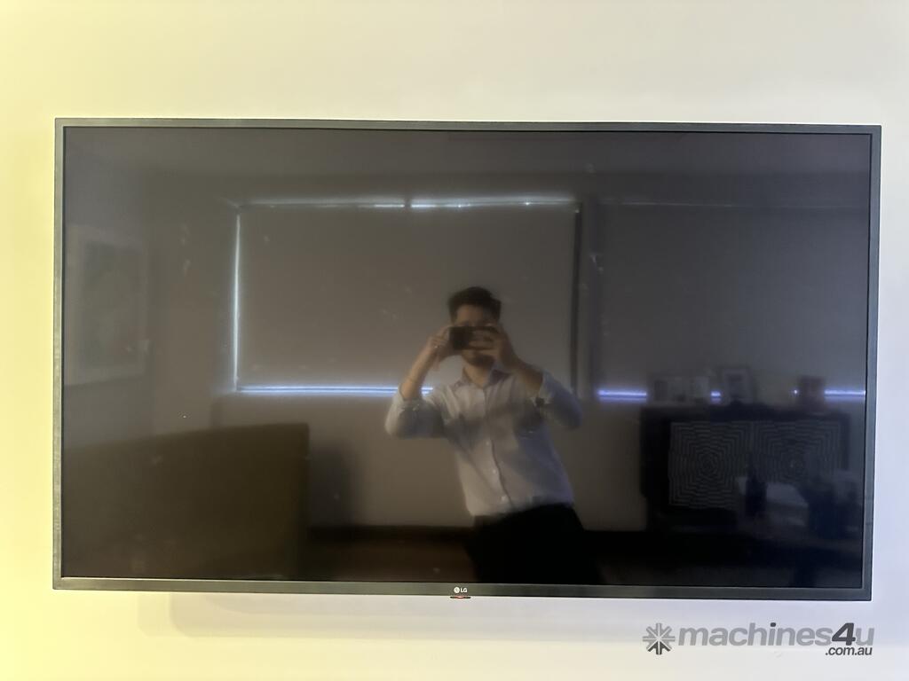 Used Allowance For Directors Office in Milperra, NSW