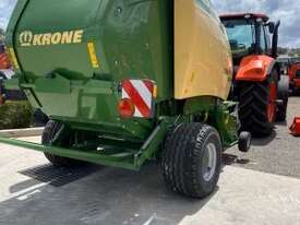 Ex-Demo Krone Round Hay Baler – Ideal for Efficient Hay Baling! - picture0' - Click to enlarge