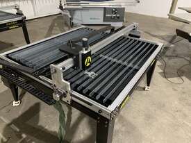 CNC PLASMA CUTTING MACHINE - picture0' - Click to enlarge