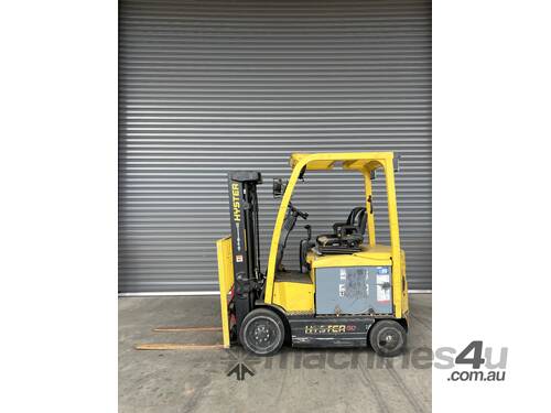 2.2T Battery Electric 4 Wheel Forklift
