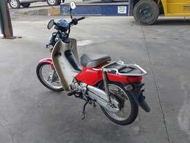 Honda 110 Super CUB - picture2' - Click to enlarge