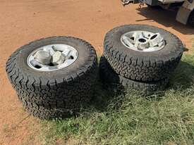 LANDCRUISER GXL TYRES + RIMS  - picture0' - Click to enlarge