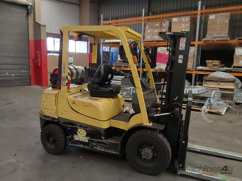 Used 2011 hyster Lift Equipt 2 5T Hyster LPG Forklift Counterbalance