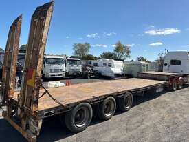 1999 Maxitrans ST3 Step Deck Trailer - picture2' - Click to enlarge