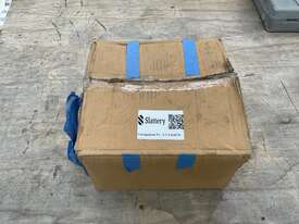 1x Box of Solar Panel Invertor's - picture1' - Click to enlarge