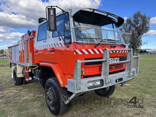 Isuzu FTS700 4x4 Crewcab Traytop Firetruck.  Ex NSW Rural Fire Service. 