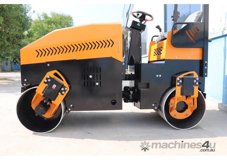 caption STDR20T 2.0T Tandem Hydraulic Roller