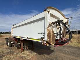 2010 ROADWEST RWT350 SIDE TIPPER TRAILER - picture0' - Click to enlarge