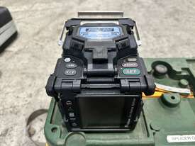 Fujikura FSM-60S Arc Fusion Splicer - picture1' - Click to enlarge