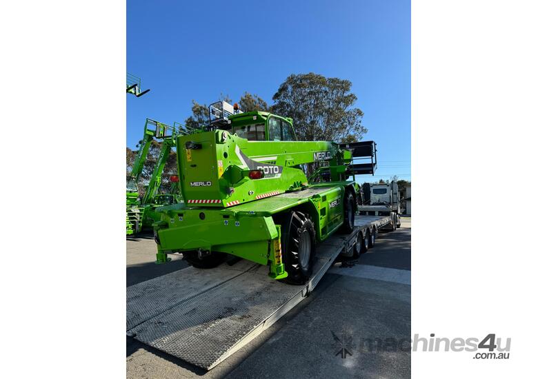 Merlo Telehandler: Roto 50.26 Plus EE 360 degrees rotating telehandler 5 tons capacity 25.9m lift