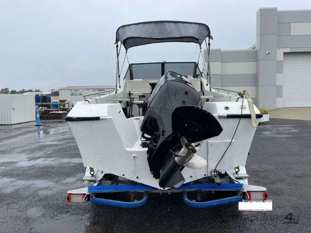 Buy Used Yalta 1990 Yalta 189 Half Cabin Fibreglass Boat 115hp Outboard