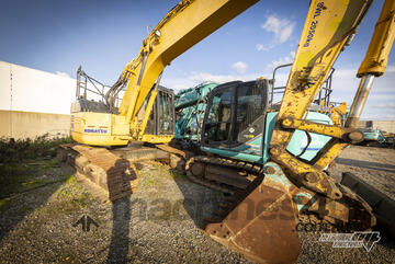 Komatsu   PC228US-3 EXCAVATOR