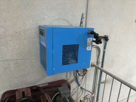 AirMac T30 compressor and Pneutech Dryer  - picture0' - Click to enlarge