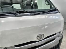 2017 Toyota Hiace LWB Van (Petrol) (Auto) - picture0' - Click to enlarge