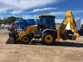 2020 JCB 3CX Sitemaster Backhoe/ Loader - picture2' - Click to enlarge