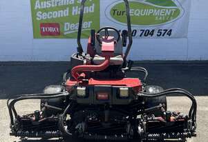 Toro ReelMaster 3550-D: Turf Friendly Tyres with 24.8hp Kubota Engine