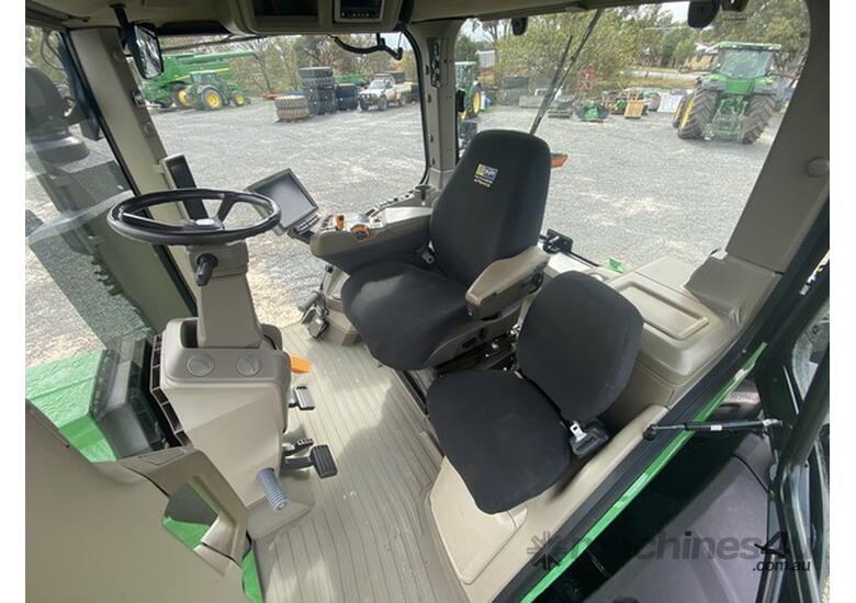 caption 2020 John Deere 8RT 370 Track Tractors